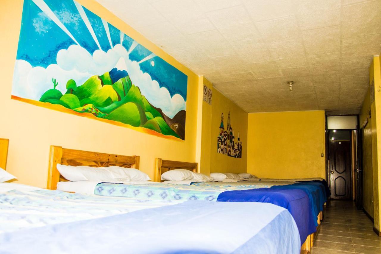 La Posada Del Viajero Hotel Latacunga Buitenkant foto
